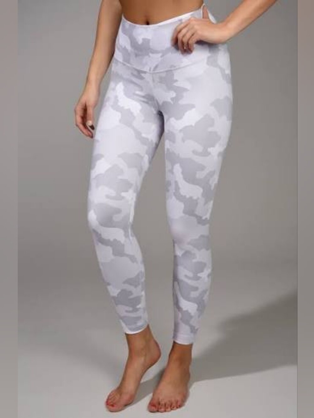 🩶 Yogalicious Lux Camouflage Leggings - Pale Gray & White
